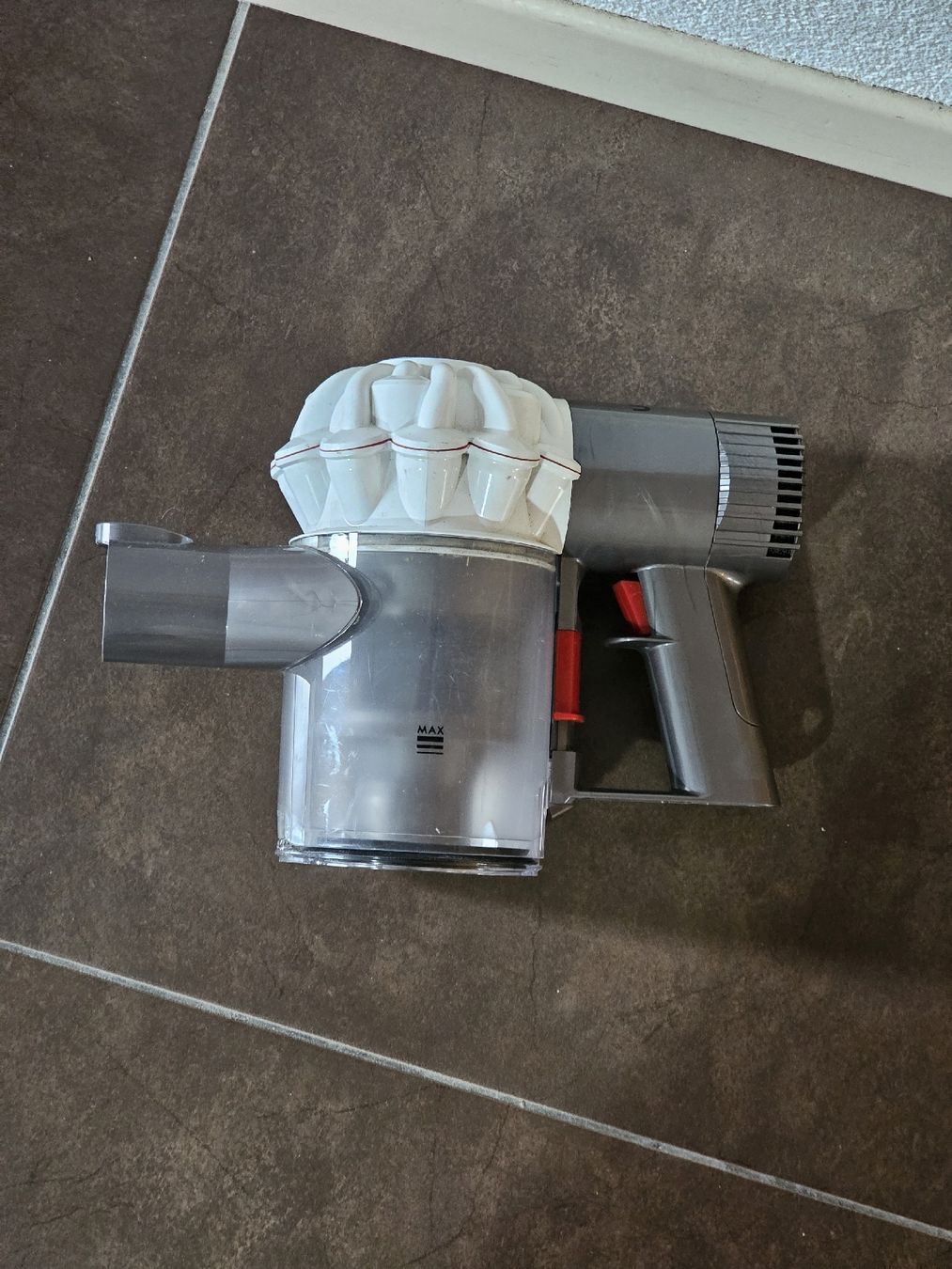 Dyson Aspirapolveri & Accessori: Dyson Dc62 – Usato da Bulle venduto da Bflowx 3
