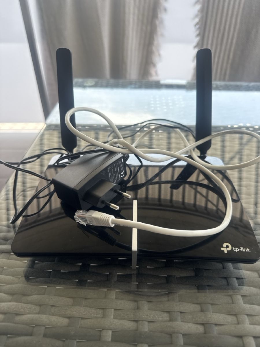 TP-Link Modems & Routeurs: TP-Link Router Modell TL-MR6400 gebraucht mit Netzteil – D'occasion à Niedergösgen par bek_w6hm