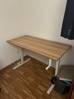 Schreibtisch höhenverstellbar Holzoptik neuwertig 120x60cm