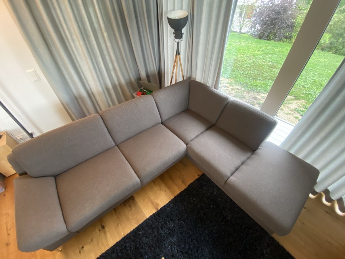 Pfister Sofas: Braunes Ecksofa – Gebraucht aus Andwil SG von cleaudio