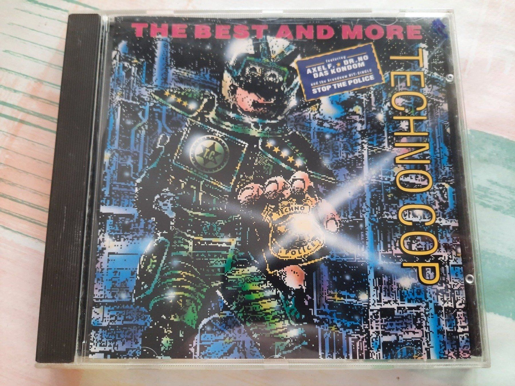 CD: CD Techno Cop - The best and more – Usato da Pully venduto da bro_n52j