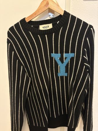 Pullover Yale gestreift schwarz blau neuwertig