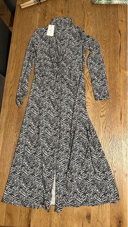 Patrizia Pepe / Neues Kleid mit Etikett