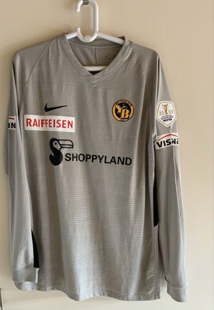 Graues langarm Torhüter Tricot des BSC Young Boys