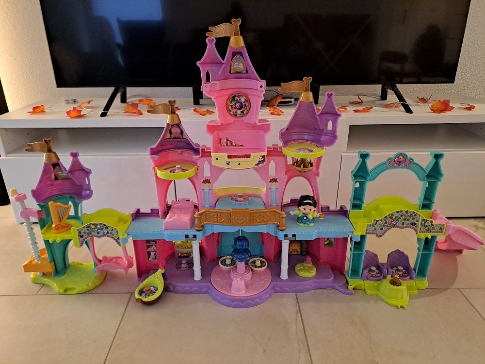 Wandaufkleber Prinzessinnenschloss – Aquarell-Märchen Design, Abziehbar, Für Kinderzimmer & Mädchenzimmer