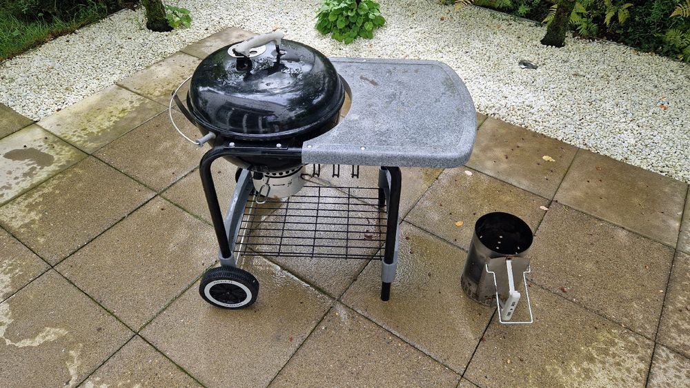 Feuerplattengrill Mit Feuertonne – Durchmesser 1 M, Inkl. Wokaufsatz & Höhenverstellbarer Kohleebene