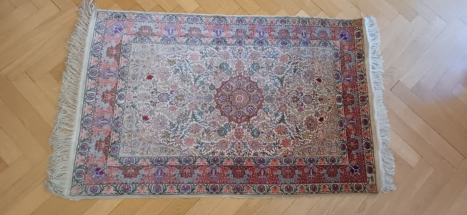Tappeti: Tapis Hereke ancien – Usato da Genève venduto da njia