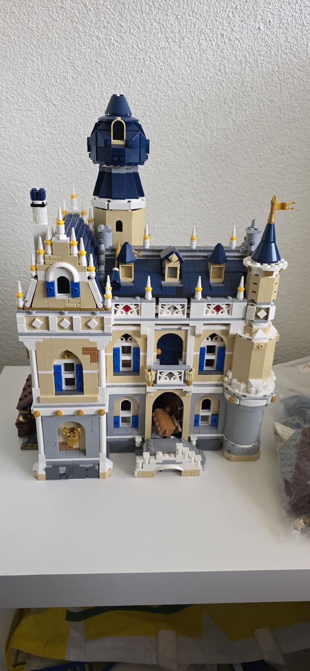 Lego Baukästen: Lego 71040 Disneyschloss Alternate Build – Gebraucht aus Dättlikon von Biertrans