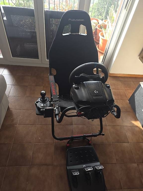 Console: Postazione Sim Racing completa – Usato da Porza venduto da ElianClodomiro