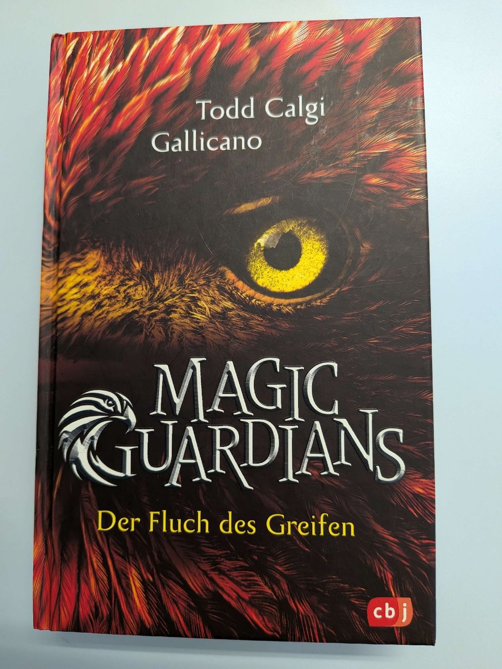 Libri: Buch Magic Guardians - Der Fluch des Greifen – Usato da Lostorf venduto da einkaufen.sara