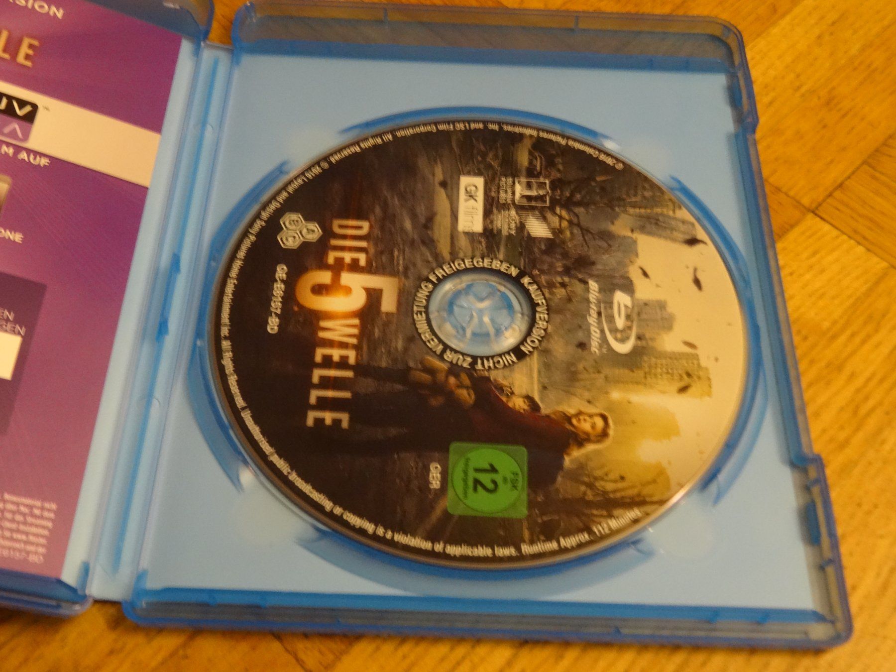 Tutti i DVDs: Die 5 Welle BLU-RAY – Usato da Olten venduto da Disc-Verkauf 1