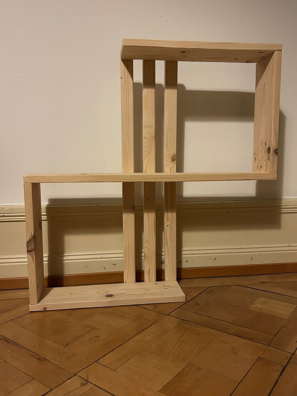 Étagères: Holz Wandregal, 80 x 82 cm – Neuf (Voir description) à Zürich par emkay13 3