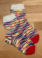Kindersocken 🔴⚪️🔵🟡 - handgestrickt - Grösse 26 - 👣NEU👣