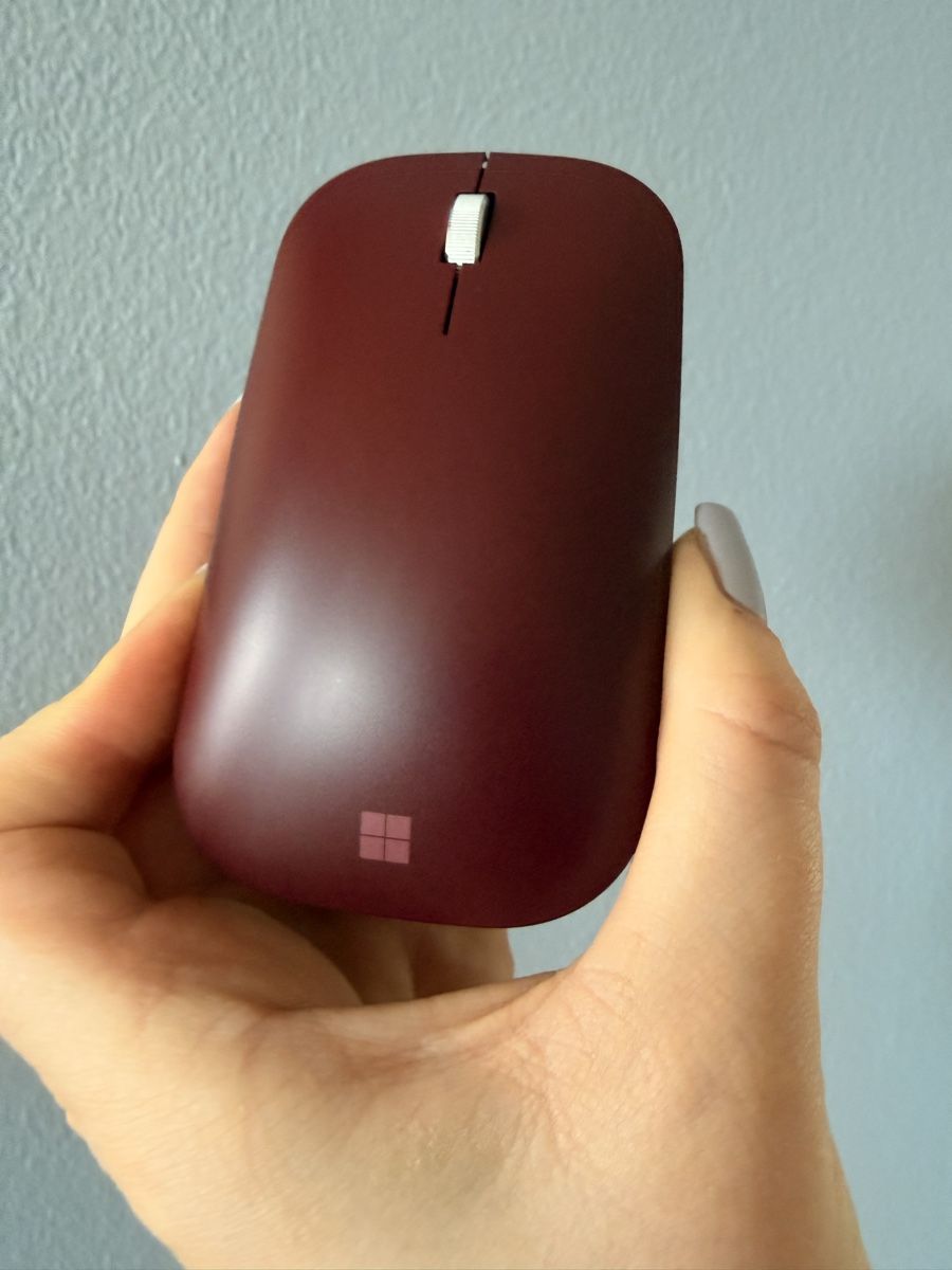 Microsoft Mouse: Microsoft Surface Mouse rot Burgundy - Top Zustand! – Nuovo (secondo la descrizione) da Staad SG venduto da Chirrari