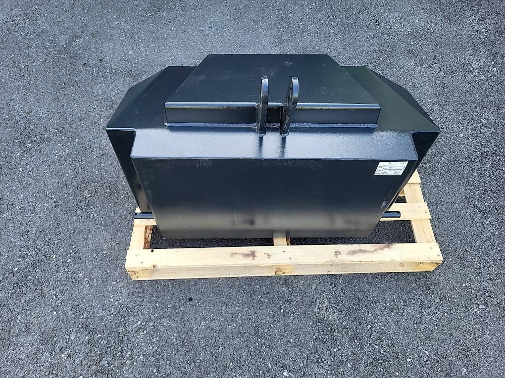 Trattori: Frontgewicht 600 kg – Nuovo e nell'imballaggio originale da Giswil venduto da Hans83 1