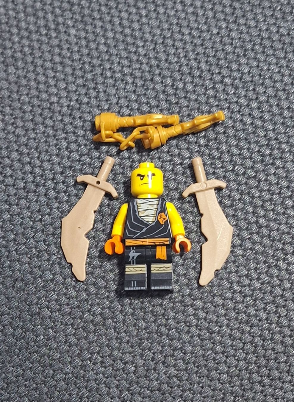 Lego Statuette: Lego Ninjago Cole – Usato da Egnach venduto da sea_2zvc