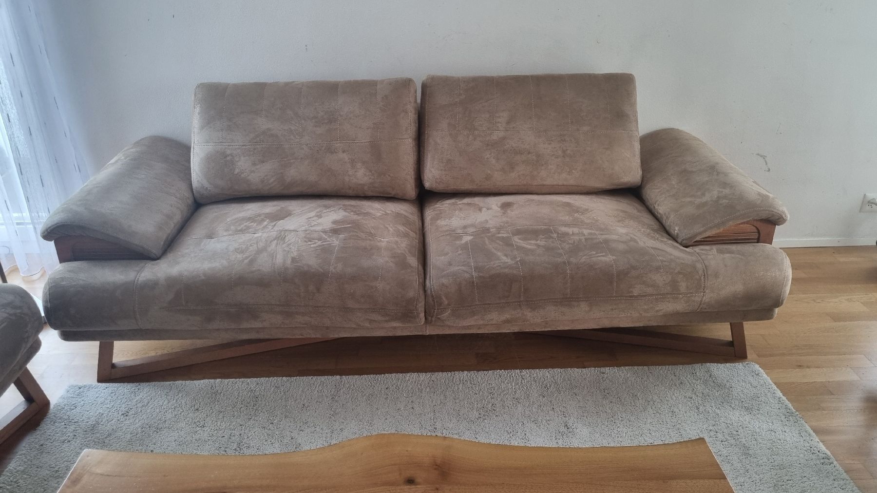 Divani: 2x 3er Sofas - hellbraun, guter Zustand – Usato da Glattbrugg venduto da comab 2