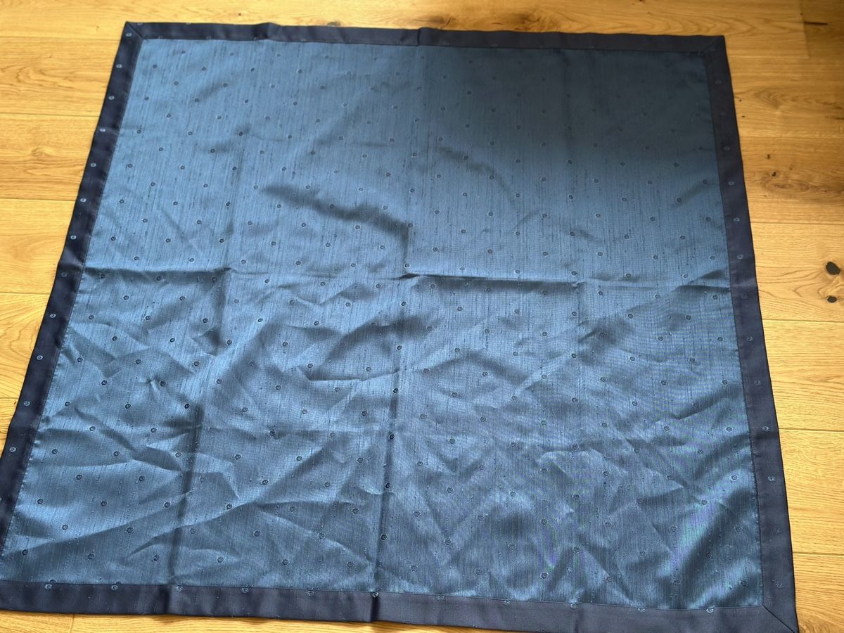 Altra biancheria da tavola: Tischdecke, blau mit Muster, Polyester, 90x90cm, Top Zustand – Usato da Rothenburg venduto da wer_g9fd 7