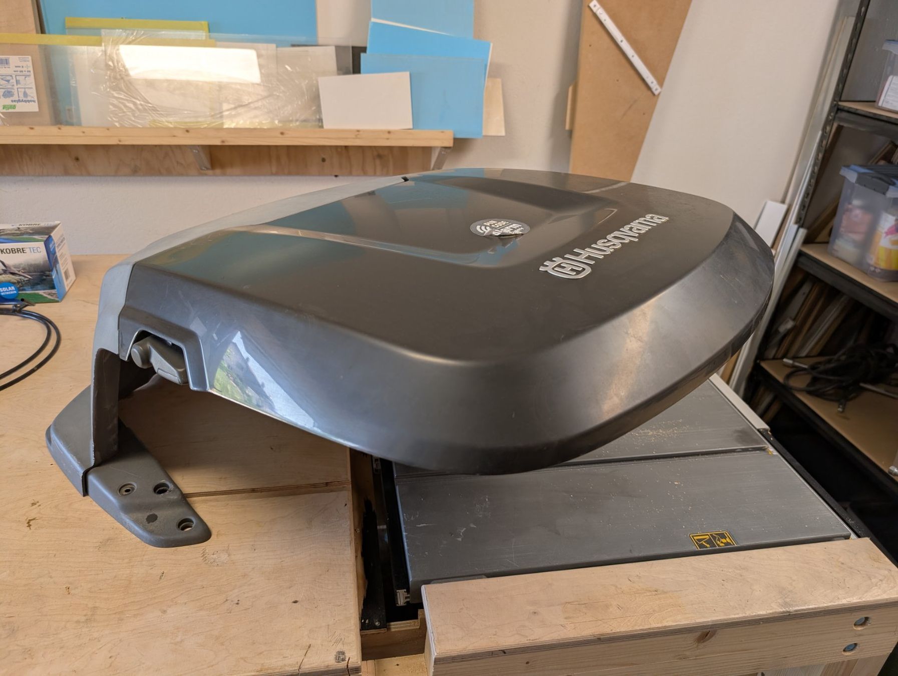 Husqvarna Tagliaerba: Husqvarna Automower 310 complet – Usato da Attalens venduto da Genoudg88 5