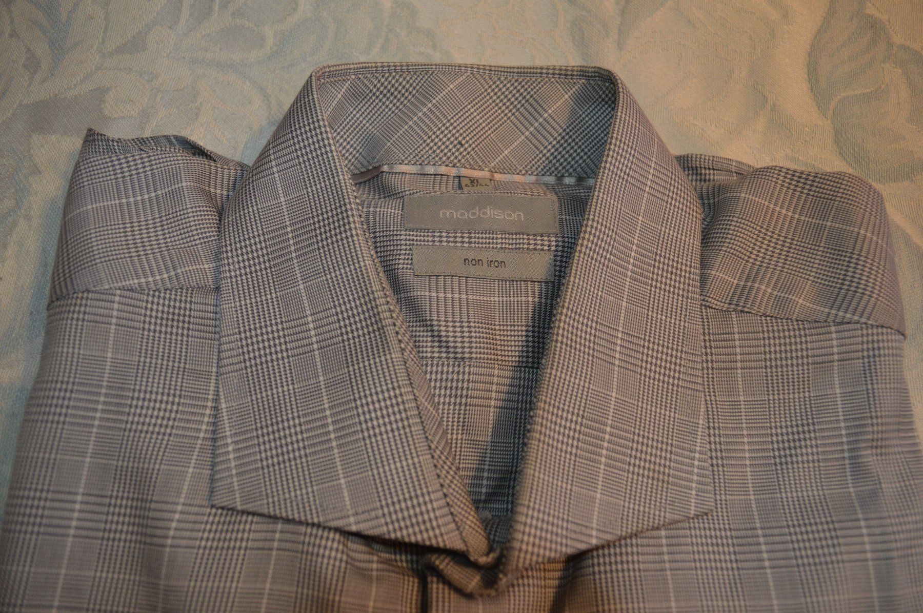 Maddison Camicie: Camicia da uomo a manica lunga – Usato da Brione s. Minusio venduto da clk_8kjj 1