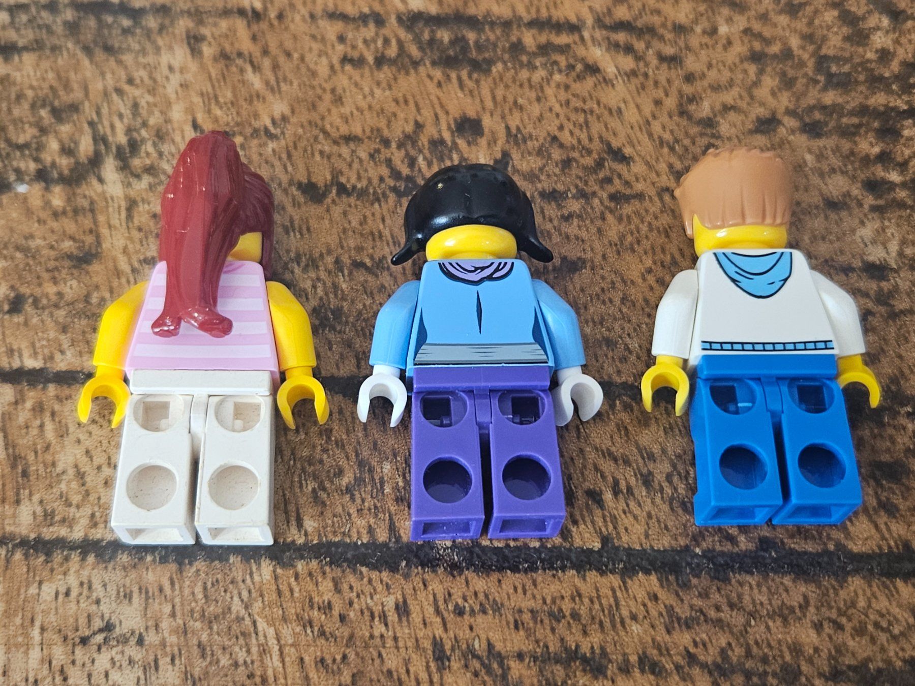 Lego Kit di costruzioni: lego lot de 3 figurines – Usato da Confignon venduto da Ecrofigs 1