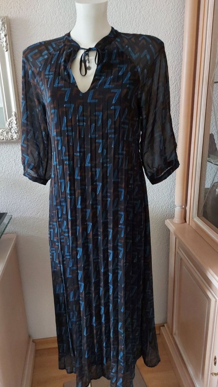 Nile Vestiti: Nile Kleid gr,S,Neu!! – Nuovo (secondo la descrizione) da Langenthal venduto da ivet7