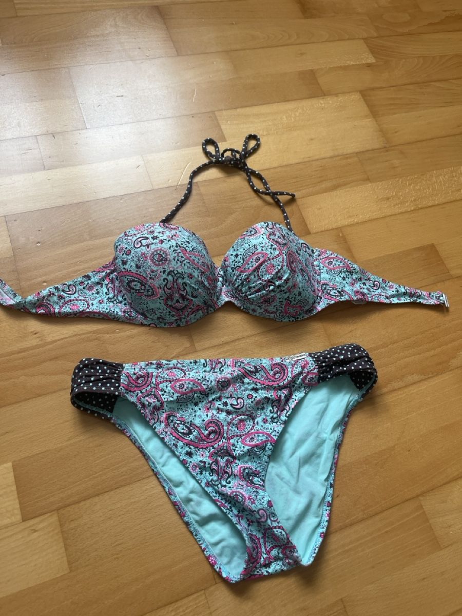 Maillots de bain & Bikinis: Bikini – D'occasion à Bülach par SharonP01