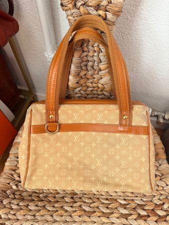 Louis Vuitton Mini Lin Josephine PM