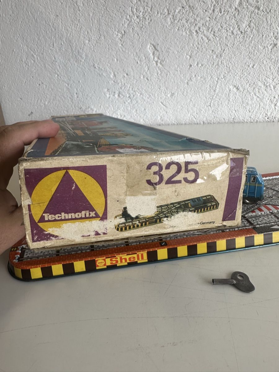 Technofix Giocattoli: Vintage Technofix 325 Shunting Loader mit OVP – Usato da Zetzwil venduto da ZB05 7