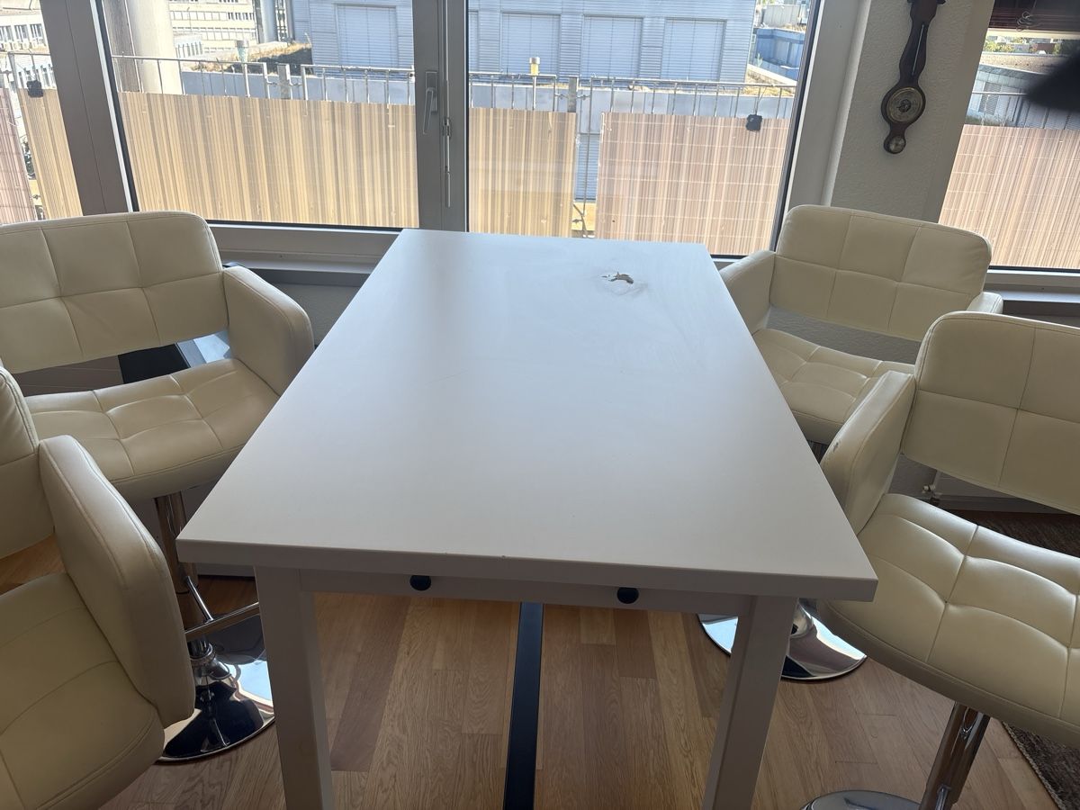 Mömax Set di tavolo e panche: Tisch mit 4Barhockern – Usato da Bremgarten venduto da chr_j8ws 2