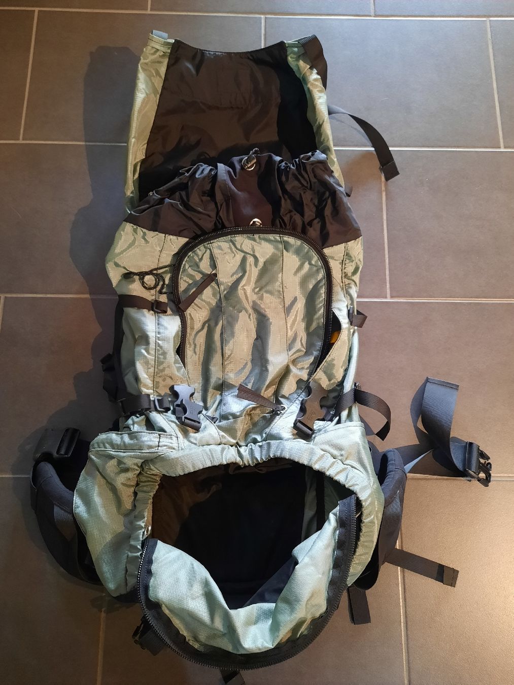 Zaini: Reiserucksack Women 50 + 10 L – Usato da Bätterkinden venduto da leseratte7 4