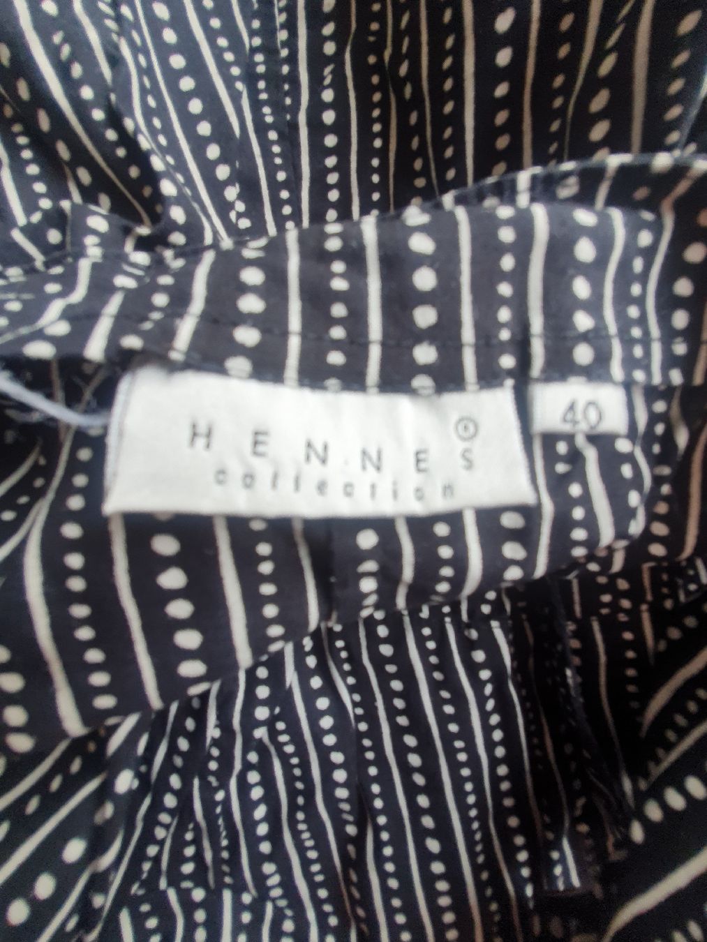 H&M Tute: Magnifique combishort – Nuovo (secondo la descrizione) da Carouge GE venduto da bub_c8hk 3