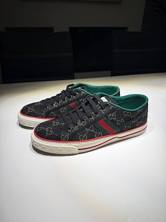 Scarpe da uomo: Neue Gucci Schuhe – Usato da Kreuzlingen venduto da draude48