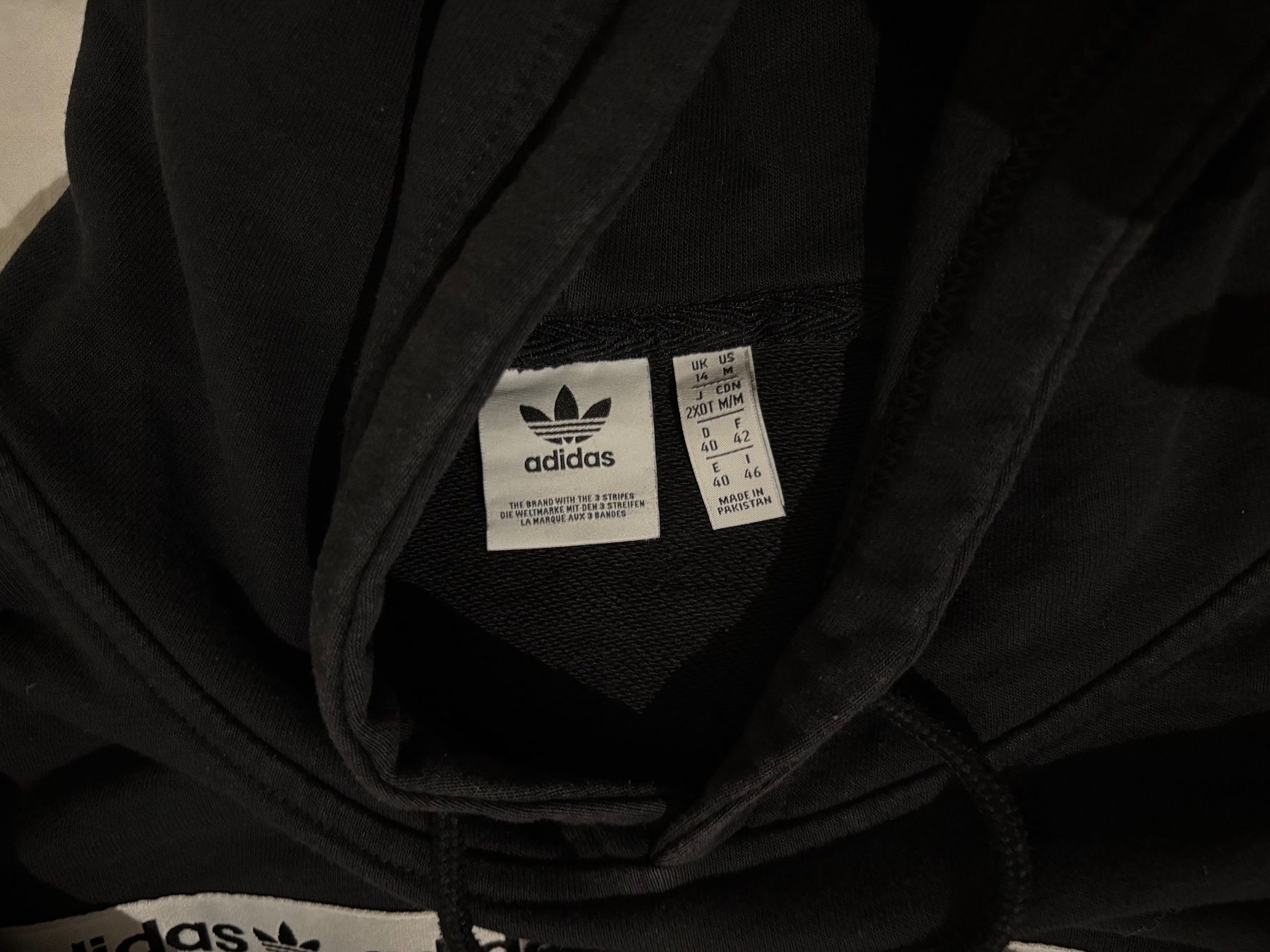 Adidas Maglioni & Felpe: Adidas Kapuzenpulli cropped/oversized style – Usato da Zürich venduto da hue_82qd 1