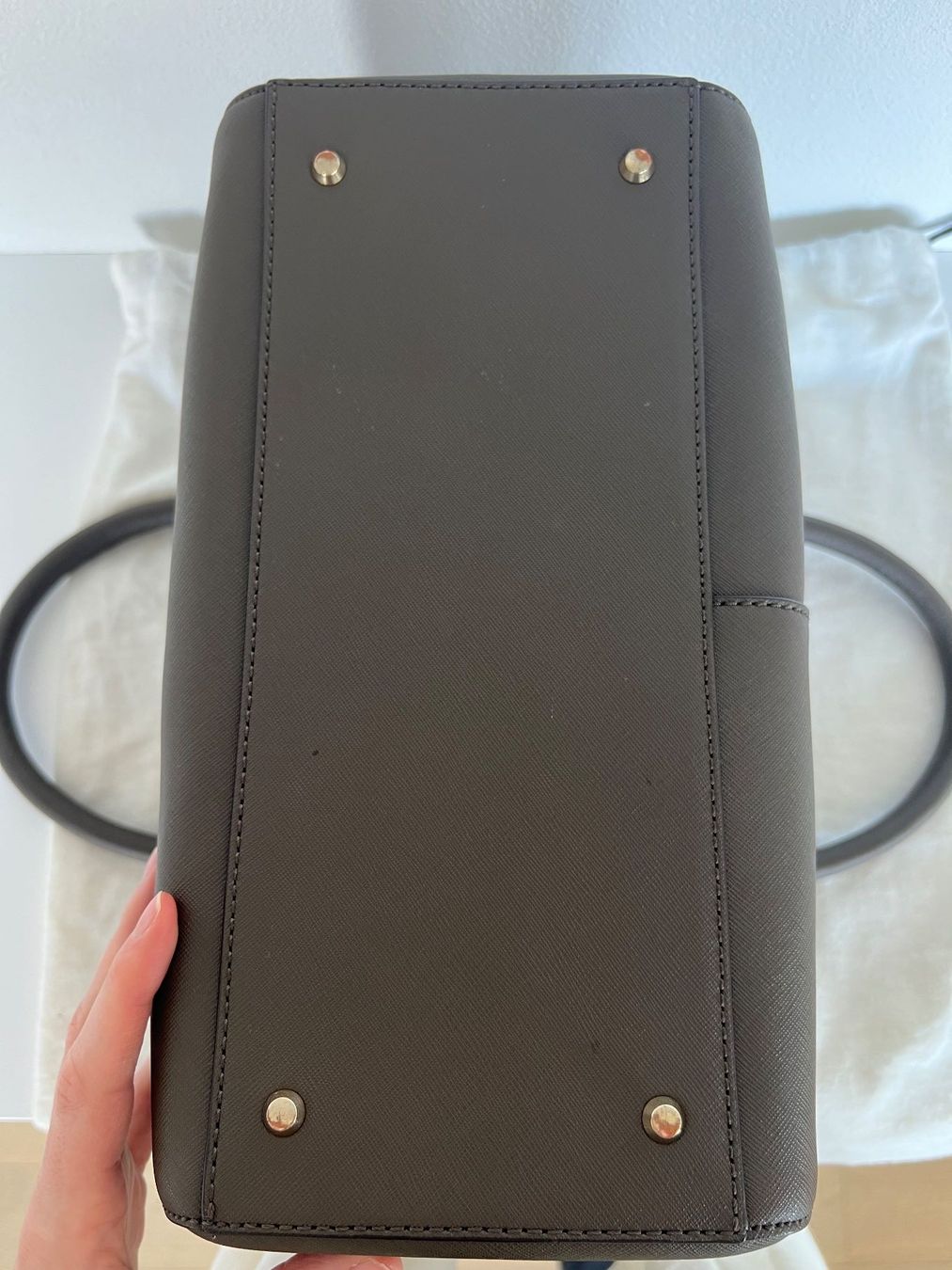 DKNY Sacs femmes: DKNY Handtasche braun – D'occasion à Schenkon par beetastic 9
