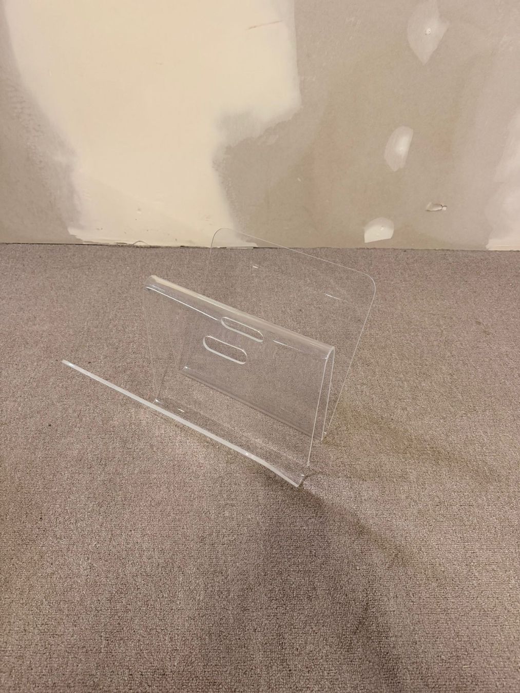 Sonstiges für Haushalt & Wohnen: Transparente Zeitschriftenständer aus Plexiglas Acrylglas – Gebraucht aus Rickenbach ZH von Der-Insider 1