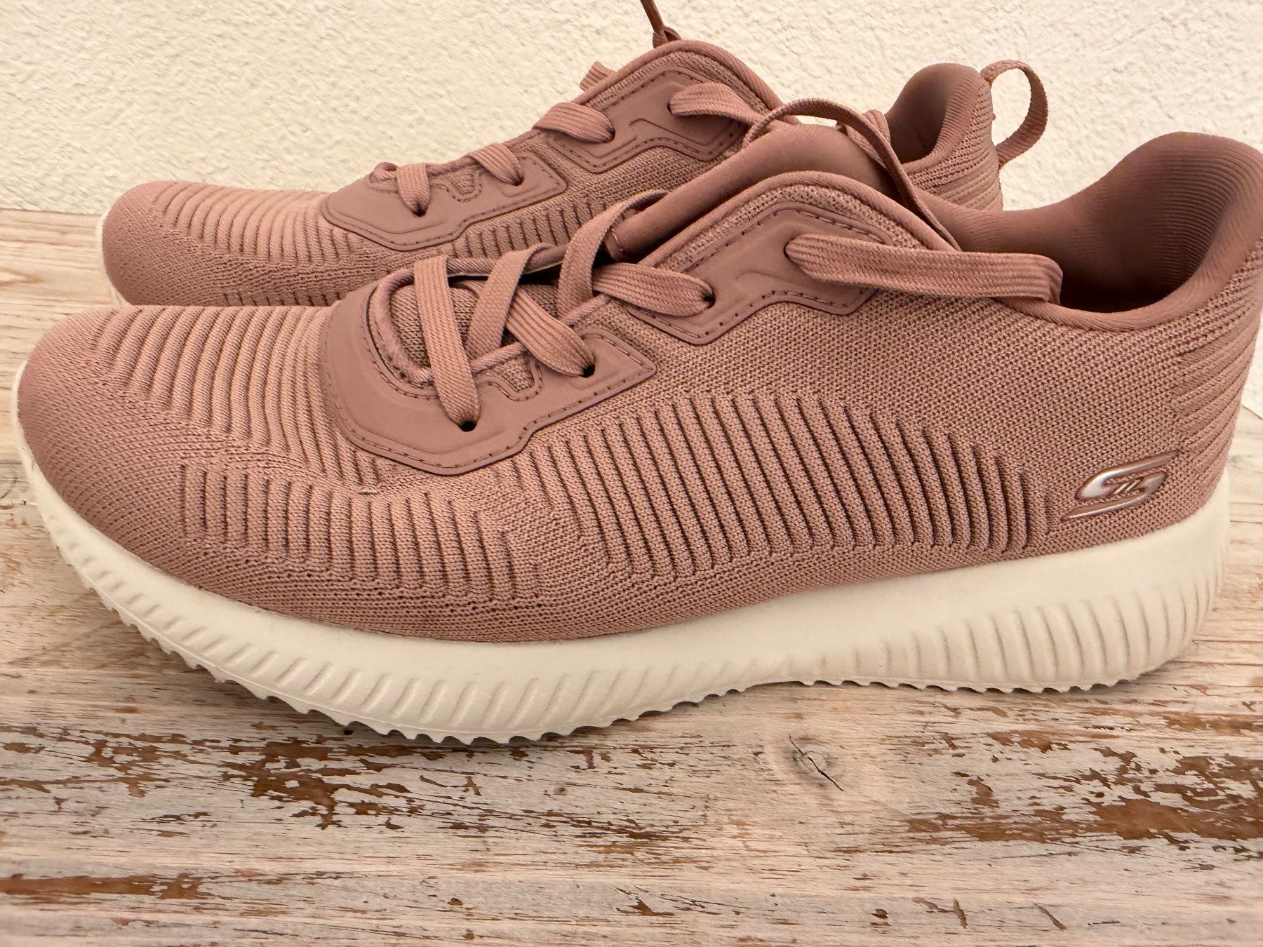 Skechers Chaussures femmes: Damen Sneaker Skechers Bobs, Gröss 39 – D'occasion à Wolfwil par Inseider12 3