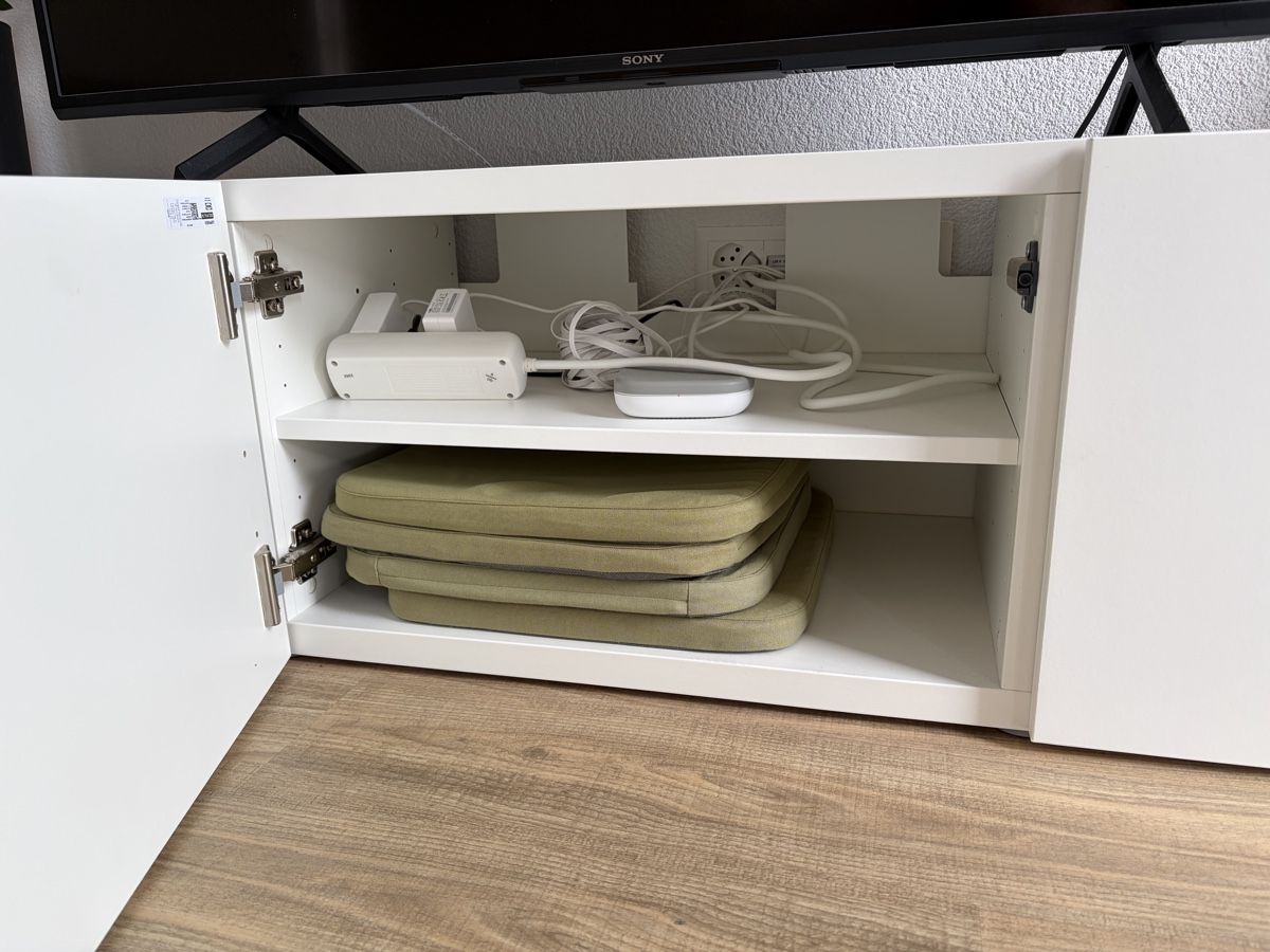 Ikea Mobili TV: Besta TV-Möbel – Nuovo (secondo la descrizione) da Flawil venduto da lic_d9fc 1