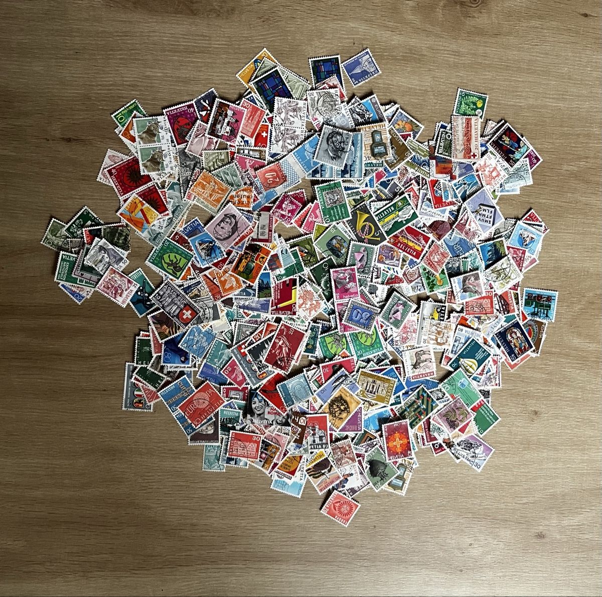 Tutti i francobolli: 1000 CH Briefmarken – Usato da Villigen venduto da Manometer 1