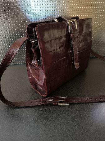 Leder Handtasche crocooptik,Bordeauxrot