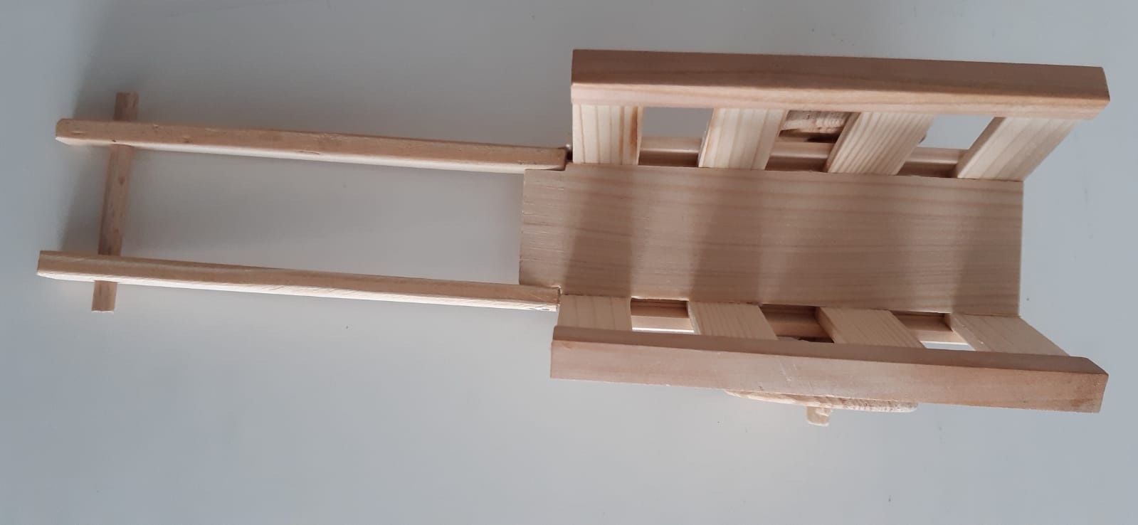 Articoli in legno: Pferdeanhänger aus Holz, Handarbeit – Nuovo (secondo la descrizione) da Rotkreuz venduto da Holzarbeit 1