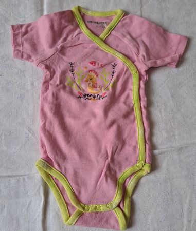 BODY pour fille Taille 60 pour 3 mois