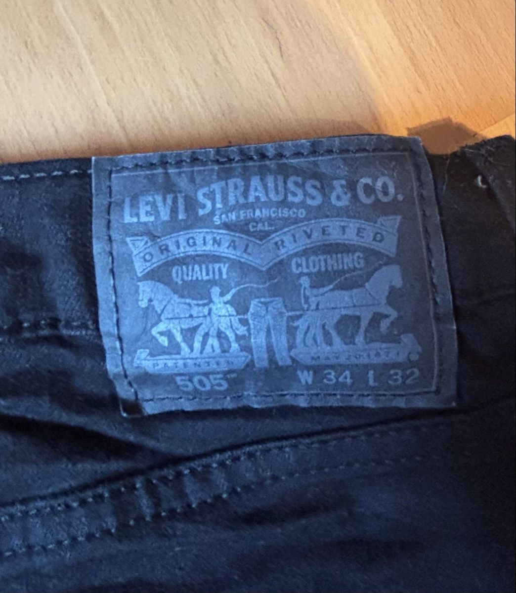Levi's Jeans: Levi's 505 Jeans schwarz W34 L32 – Usato da Donzhausen venduto da nae_gjx7 2