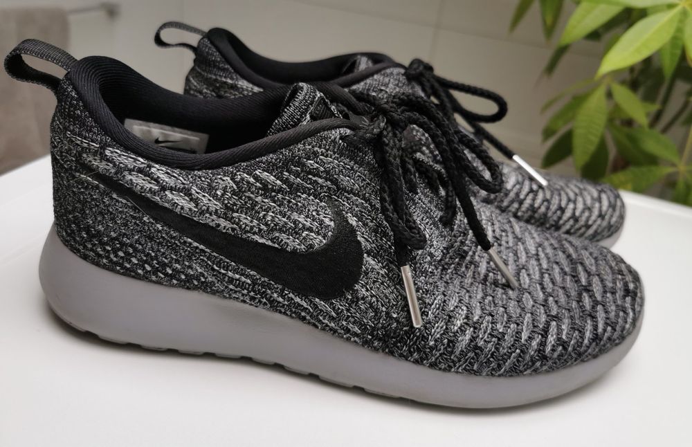 Nike Sneaker Low / Gr. 39 | Kaufen auf Ricardo