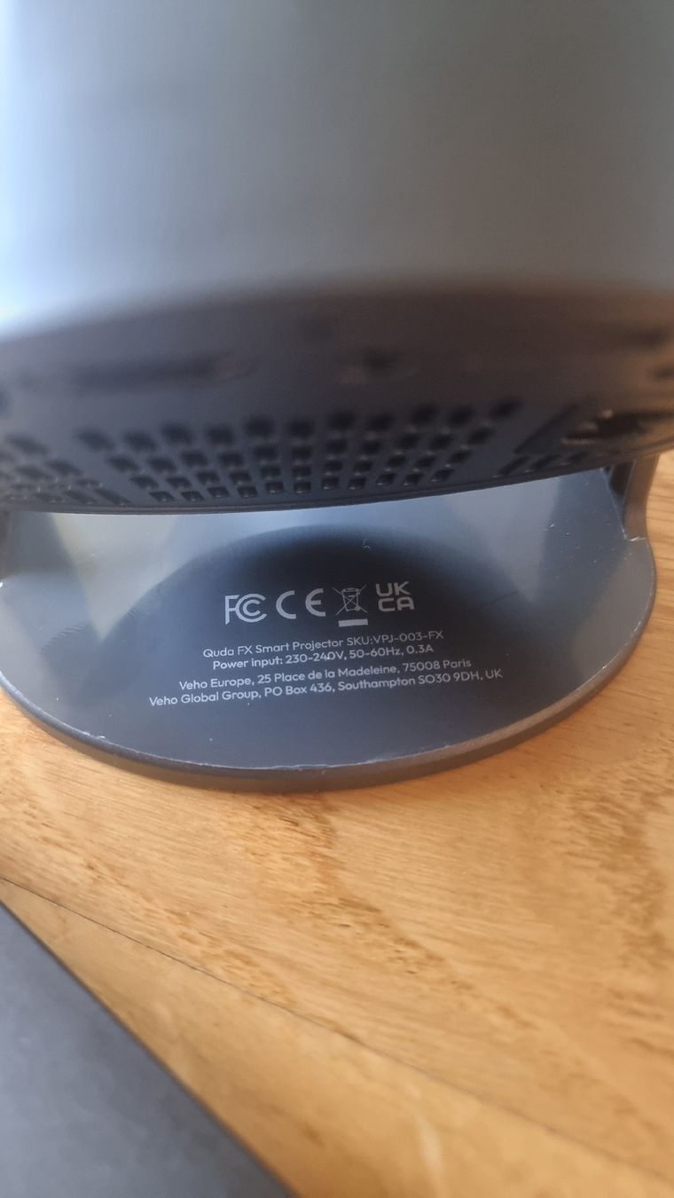 Vidéoprojecteurs: Proiettore Veho Quda FX Smart con accessori – Neuf (Voir description) à Altdorf UR par Adeleiro 5