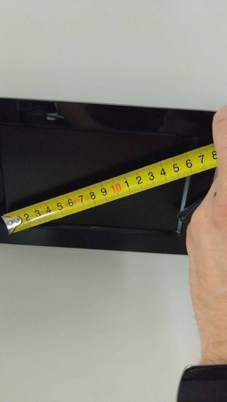 Monitor: Digitaler Bilderrahmen Fotorahmen mit Videofunktion – Usato da Wettingen venduto da Sp77 1