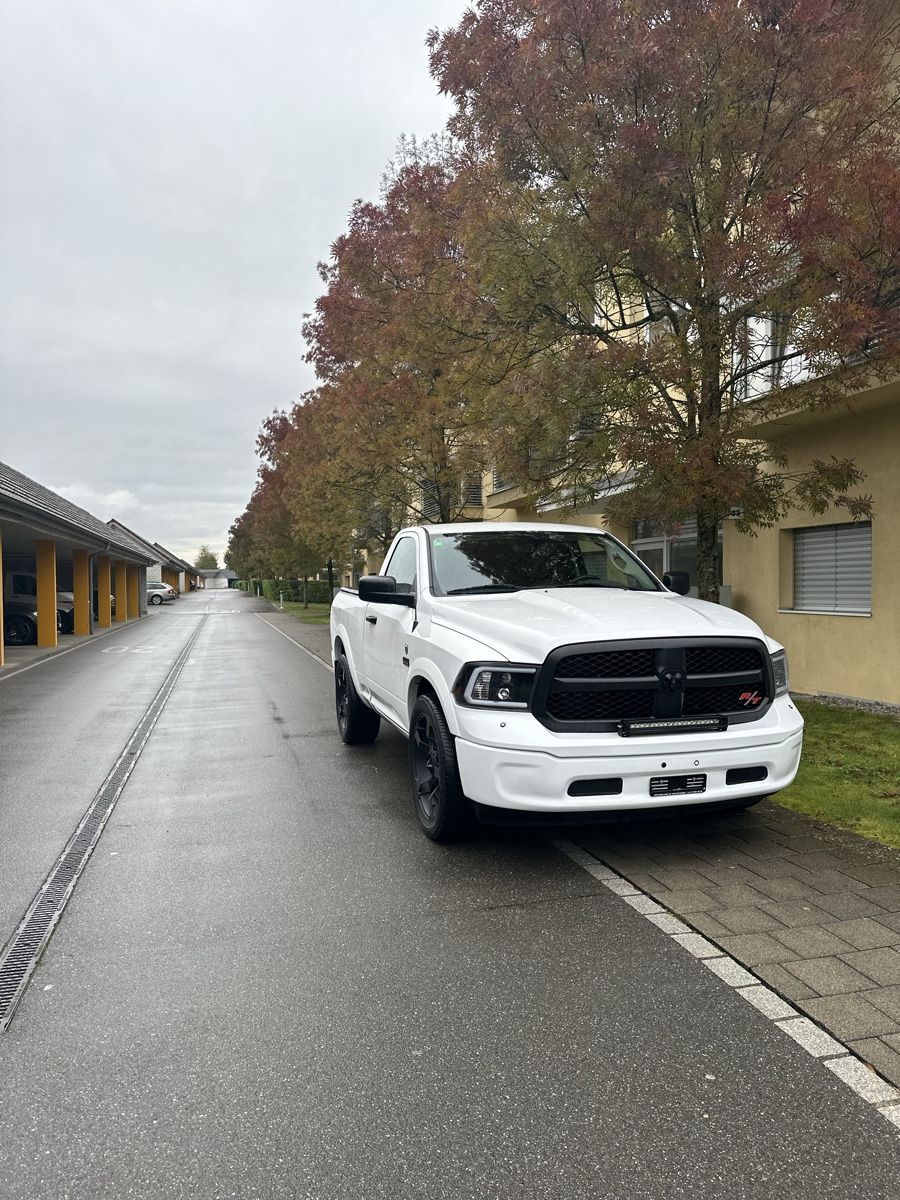 Dodge Autos: Dodge RAM 1500 Einzelkabine, Top Zustand – Gebraucht aus Buchs AG von gev_87yf