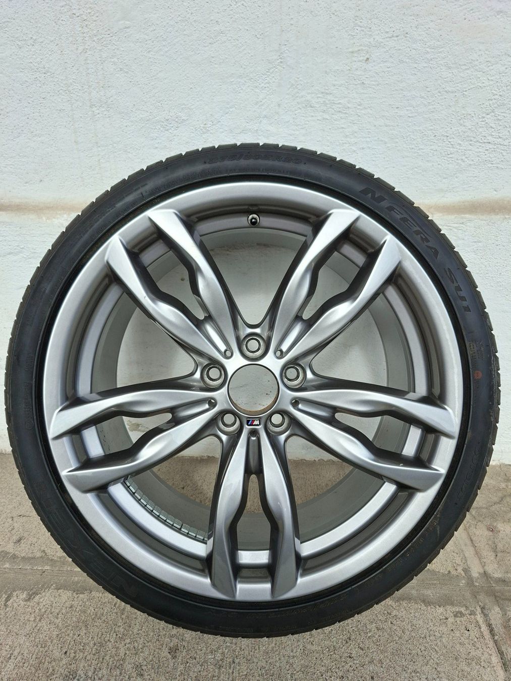 BMW Felgen: BMW "M" Alufelgen 20" für 5er BMW F10 /F11 und 6er F12 / F13 – Gebraucht aus Aarberg von Autostuden