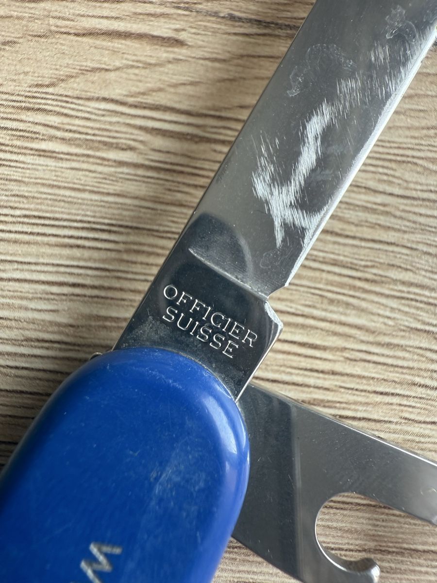 Victorinox Coltelli tascabile: Victorinox Sackmesser Blau – Usato da Wettingen venduto da Ni_la_lo 3