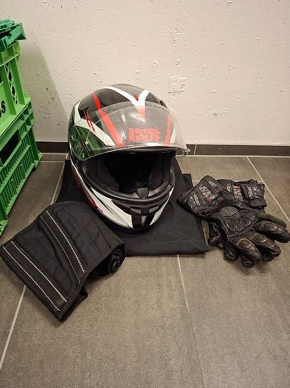 Lotti di vestiti: Motorradzubehör top Marken – Usato da Horn venduto da G_mueller